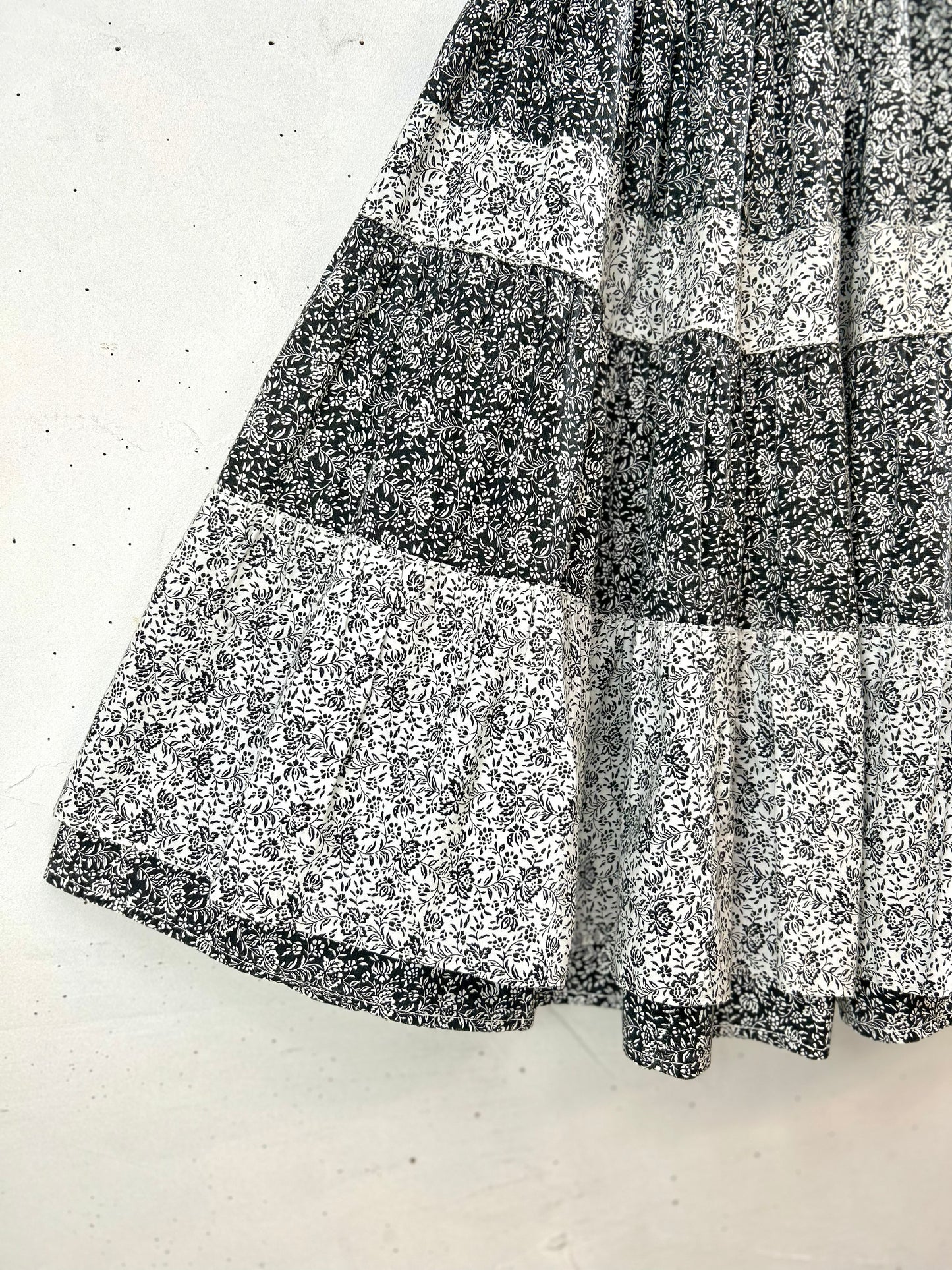 Vintage Tiered Skirt [D30095]