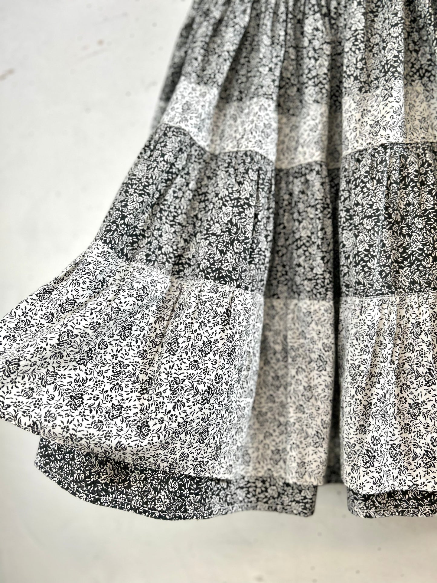 Vintage Tiered Skirt [D30095]