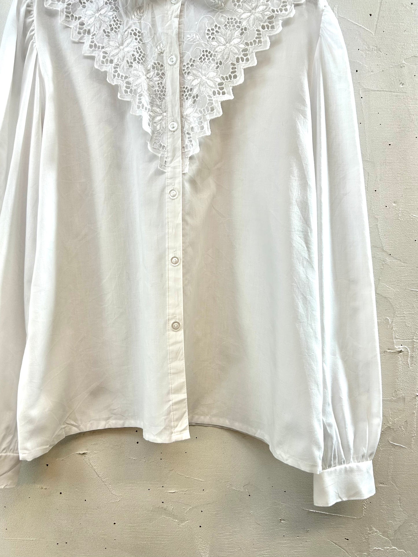 Vintage White Blouse  [H28743]