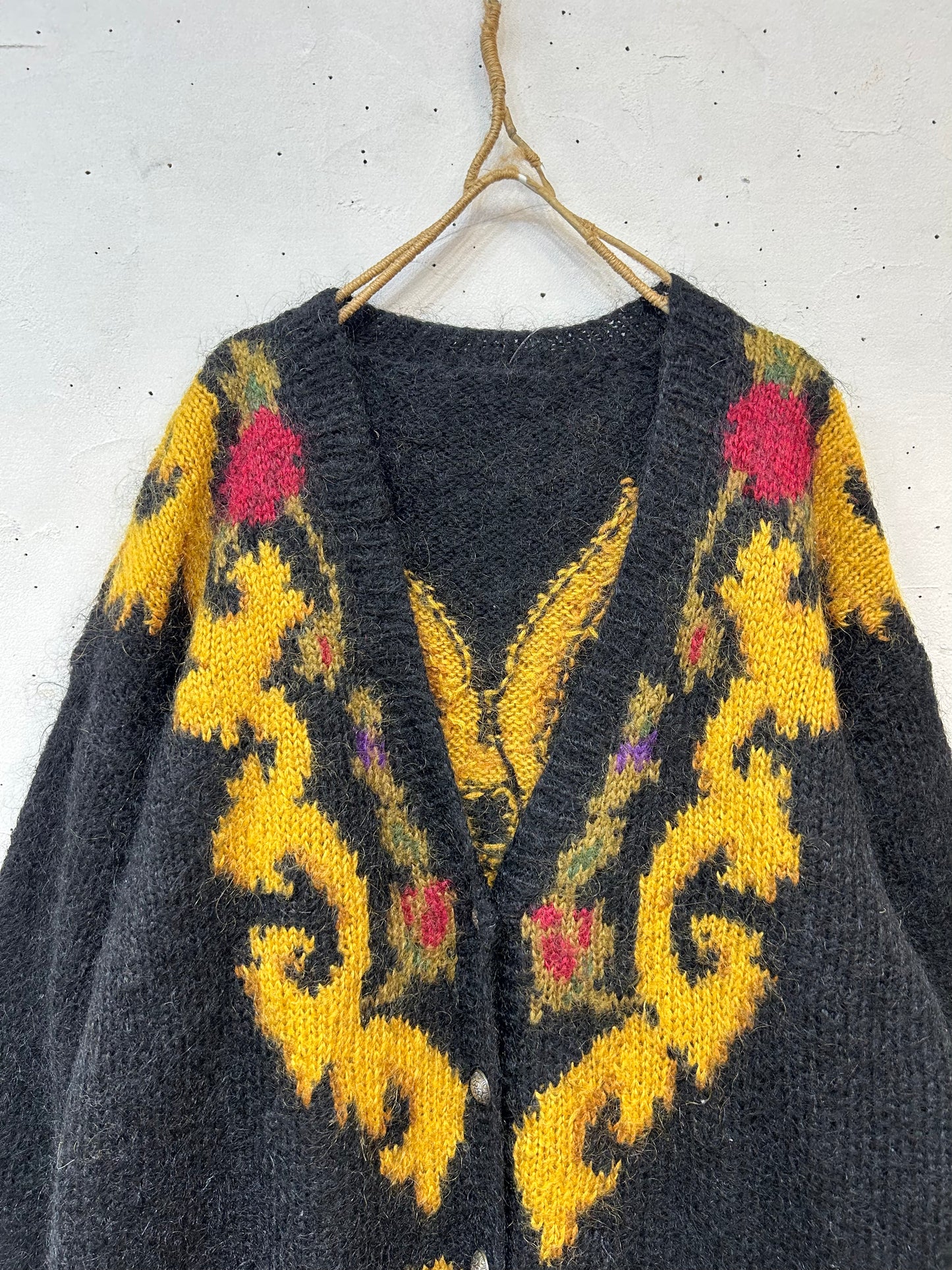 Vintage Hand Knit Cardigan [J25408]