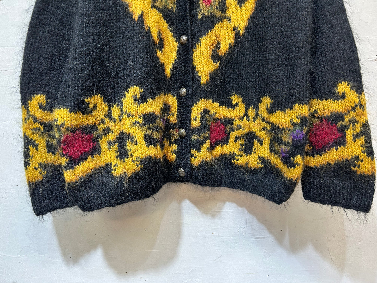 Vintage Hand Knit Cardigan [J25408]