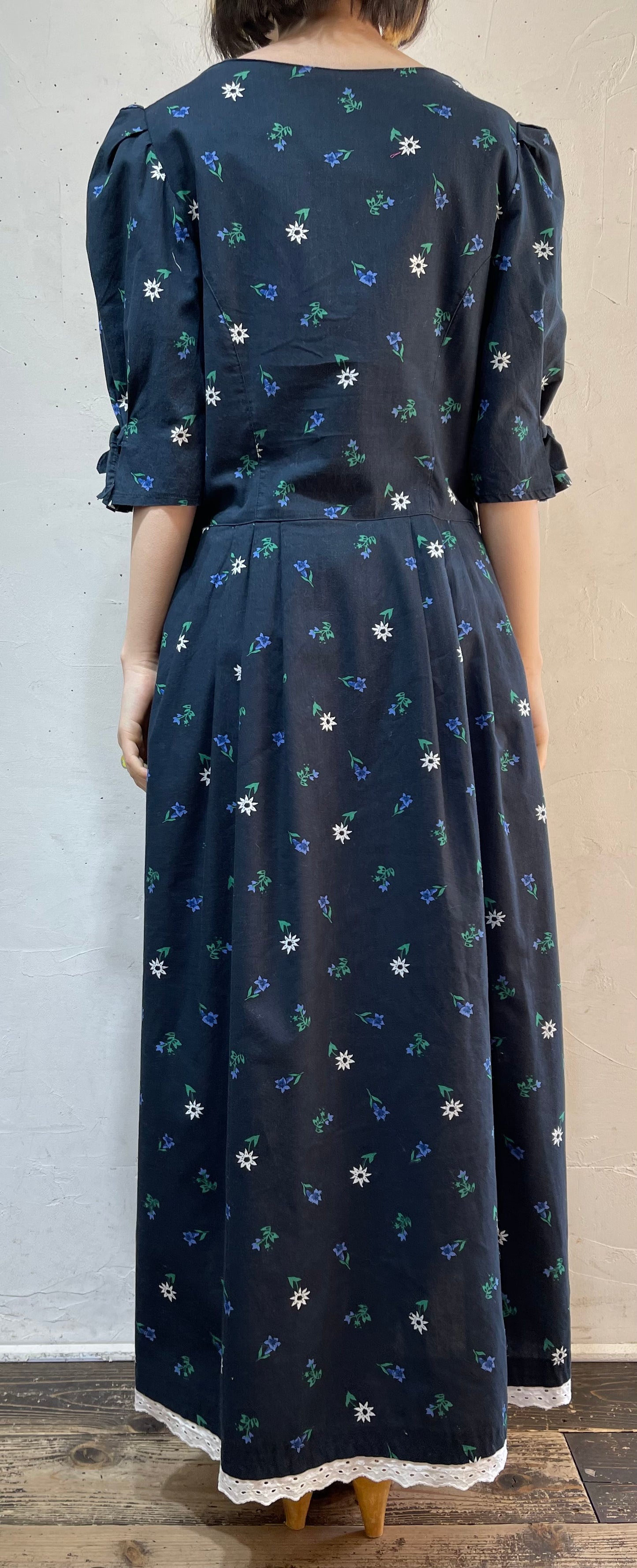 Vintage Tyrol Dress [B26199]