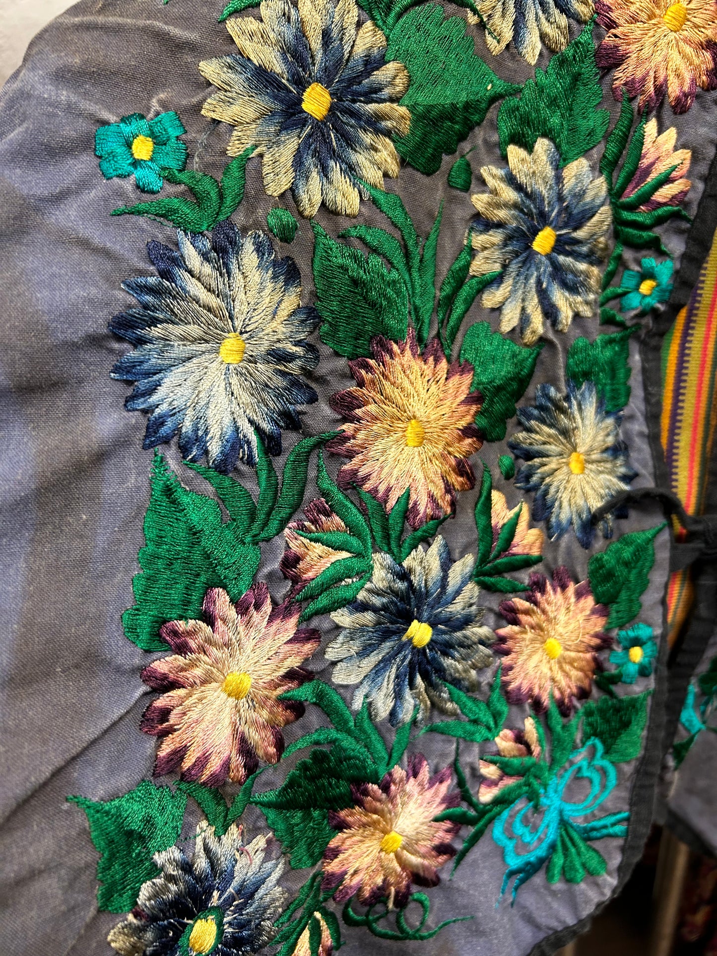 Vintage Guatemala Embroidery Vest [H28127]