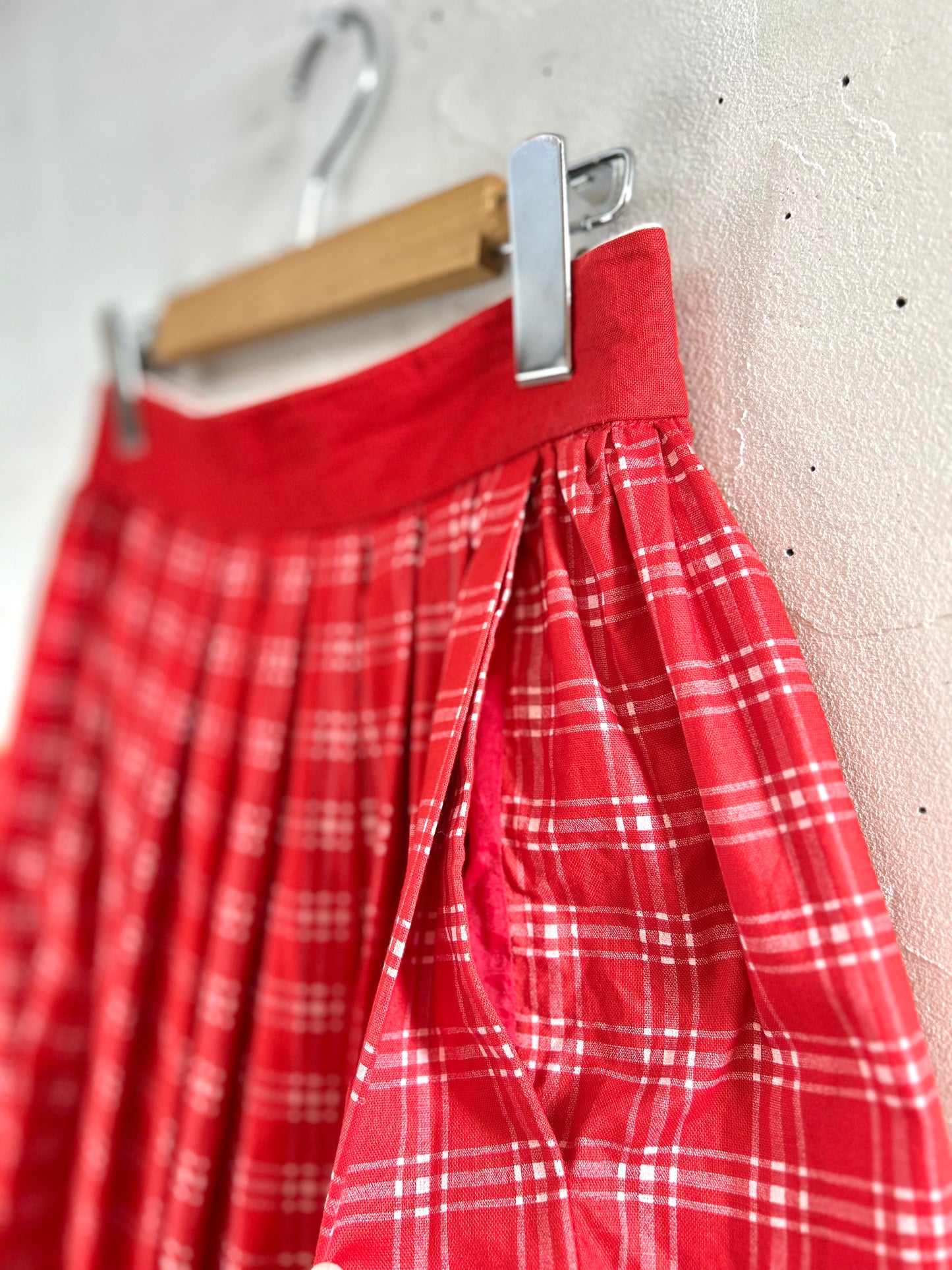 Vintage Skirt Made in Austria [D30060]