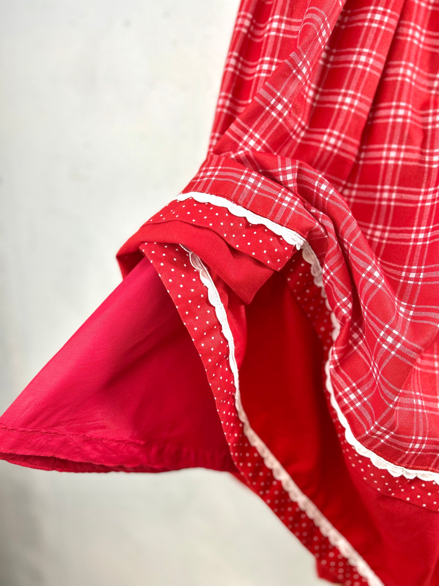 Vintage Skirt Made in Austria [D30060]