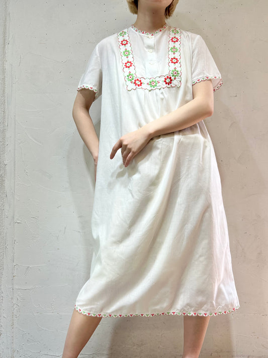Vintage Flower Embroidery Dress [E27076]