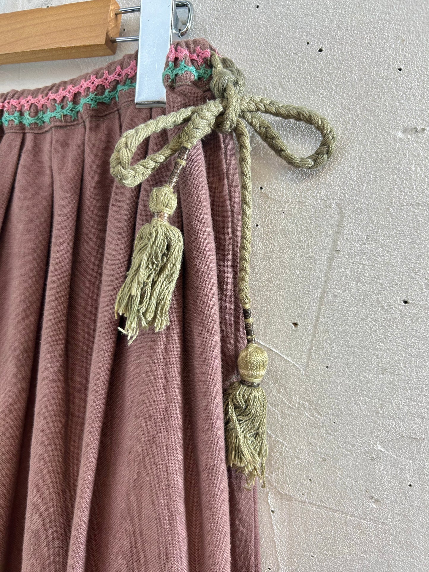 Vintage Mirror Work Embroidery Skirt [E30276]