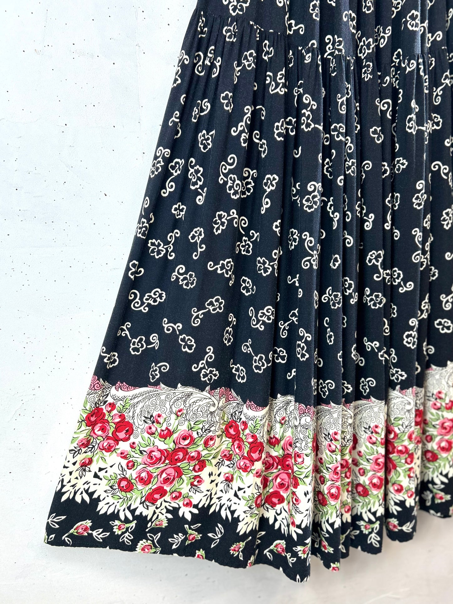 Vintage Tiered Skirt MADE IN USA [F30482]