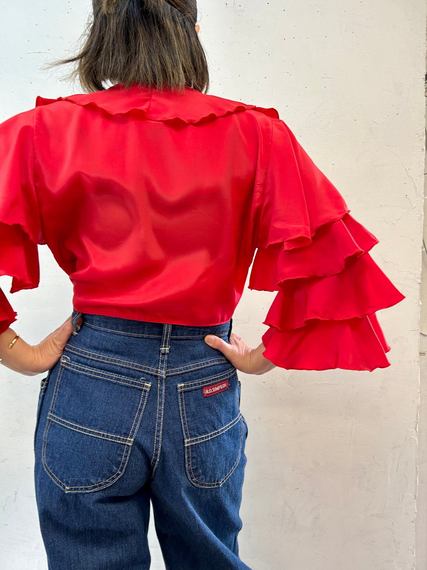 Vintage Ruffle Blouse [E27227]