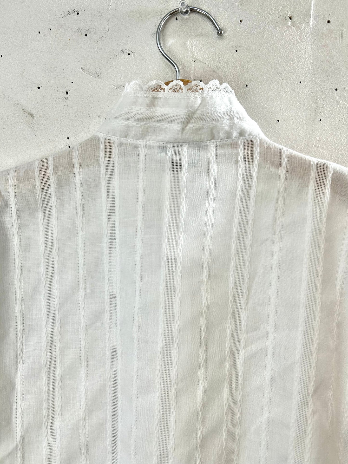 Vintage White Blouse [C29872]