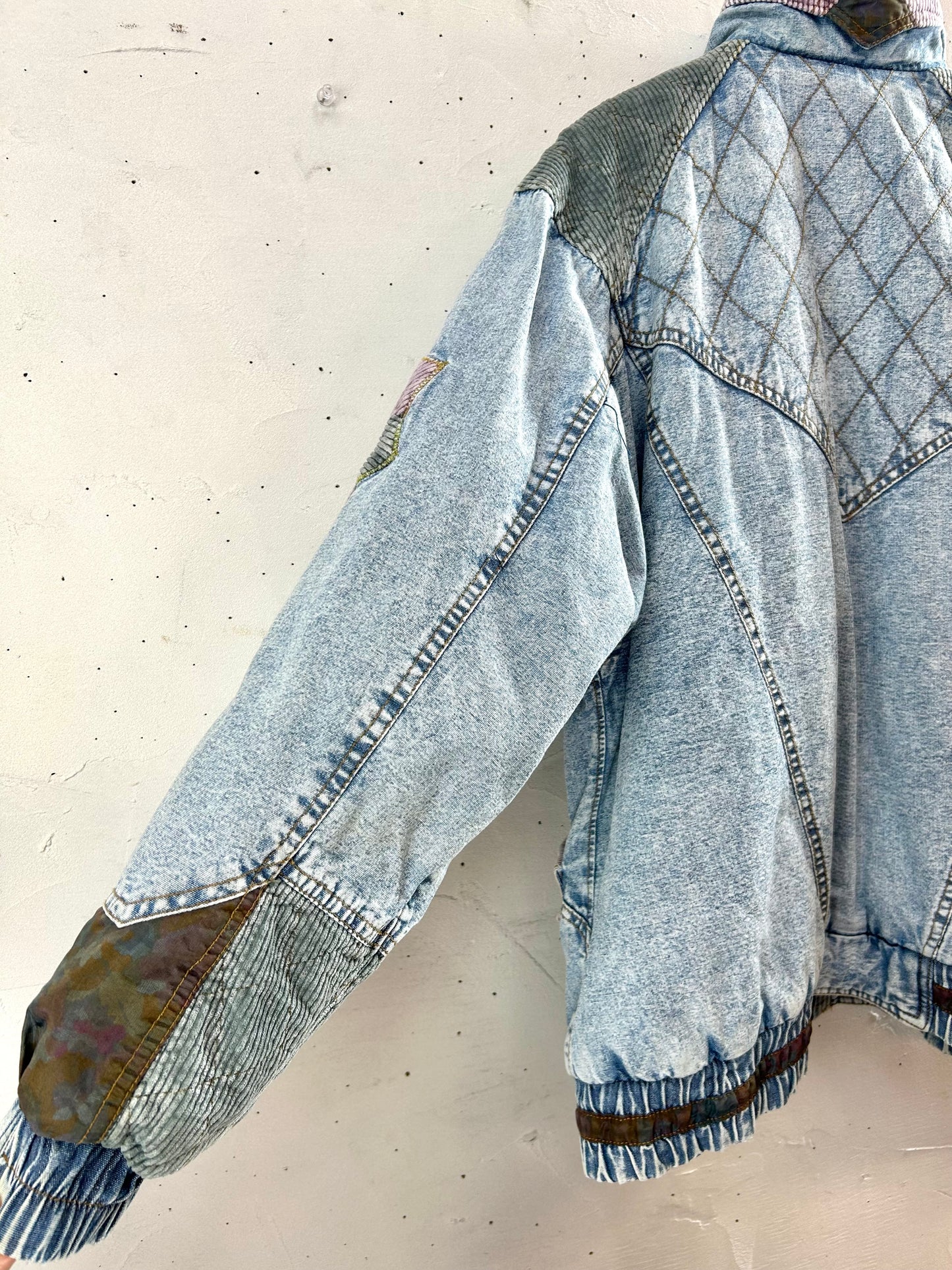 Vintage Denim Jacket [A24450]