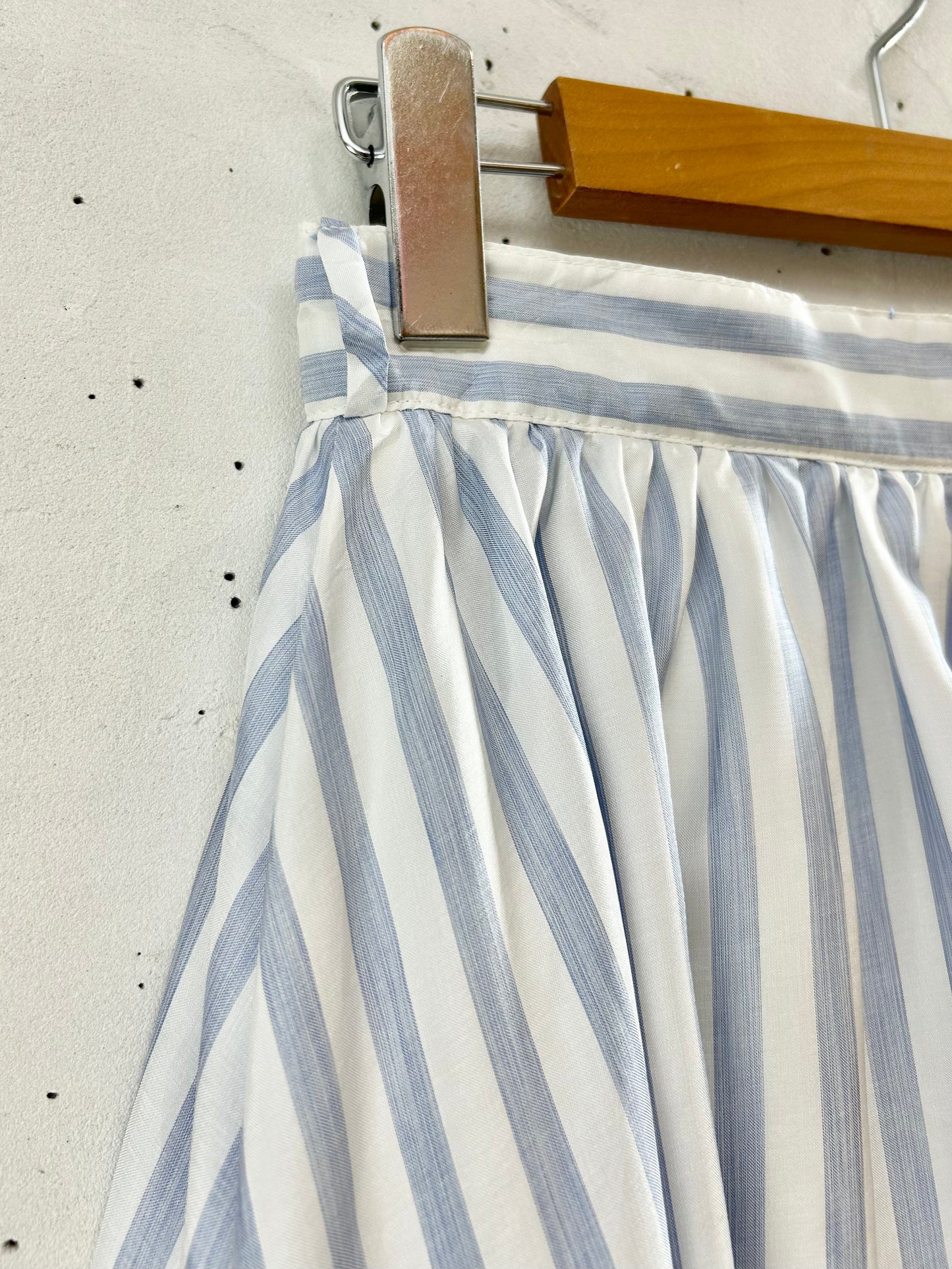 Vintage Stripe Skirt  MADE lN W.GERMANY [E30289]