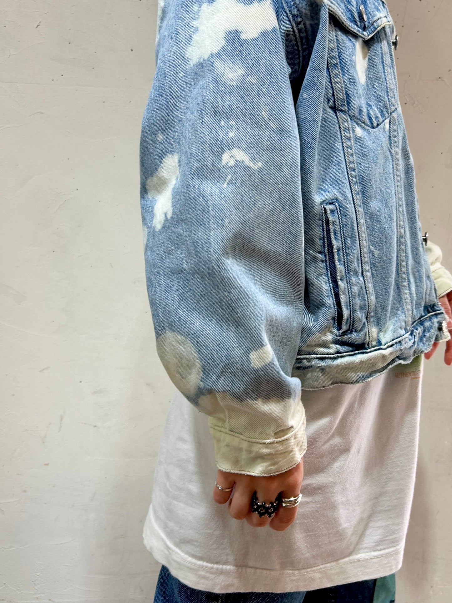 Vintage Bleach Design Denim Jacket 〜OLD GAP〜 [D26797]