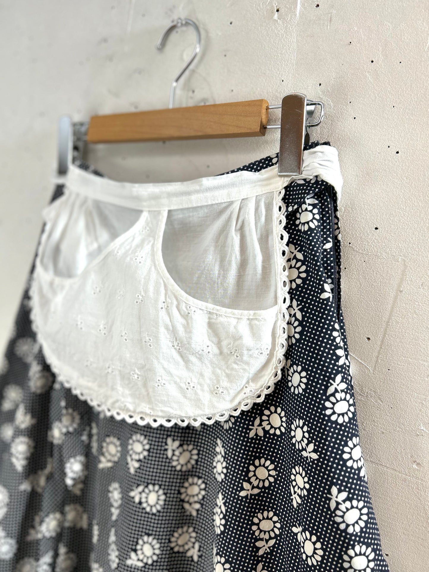 Vintage  Apron [C29870]