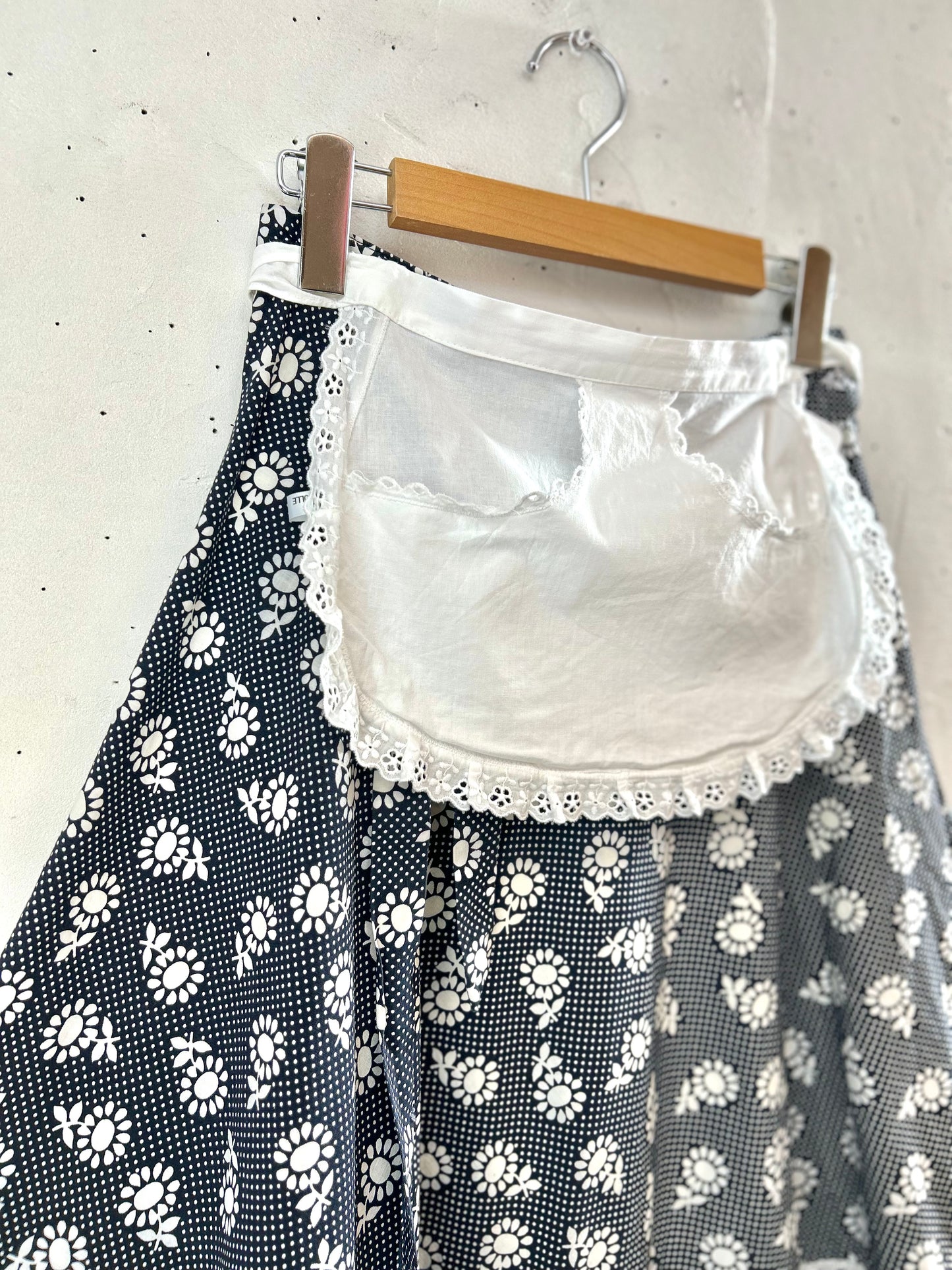 Vintage  Apron [C29868]