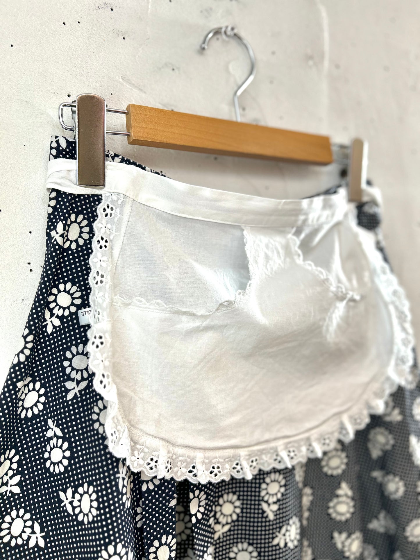 Vintage  Apron [C29868]