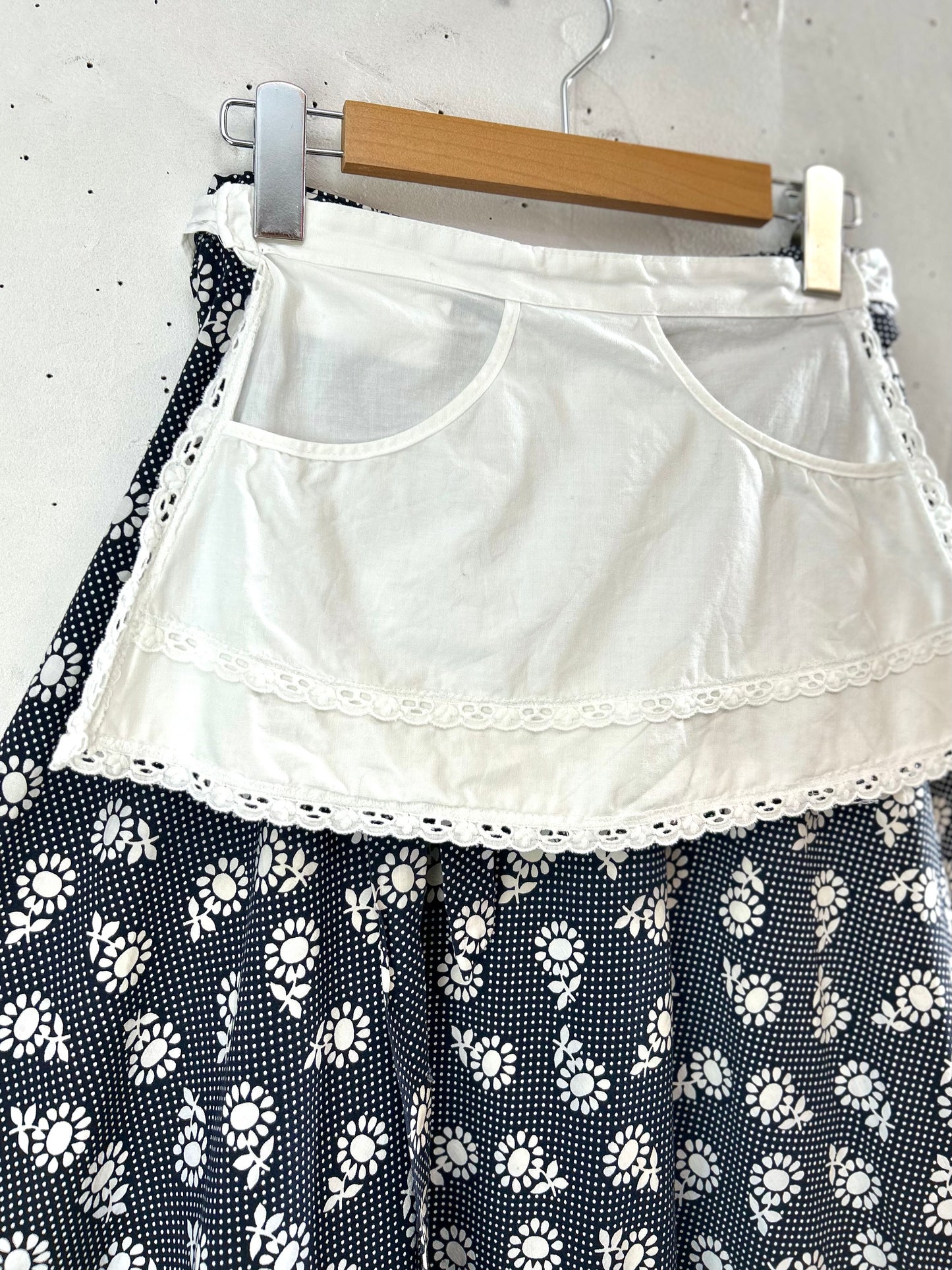Vintage  Apron [C29867]