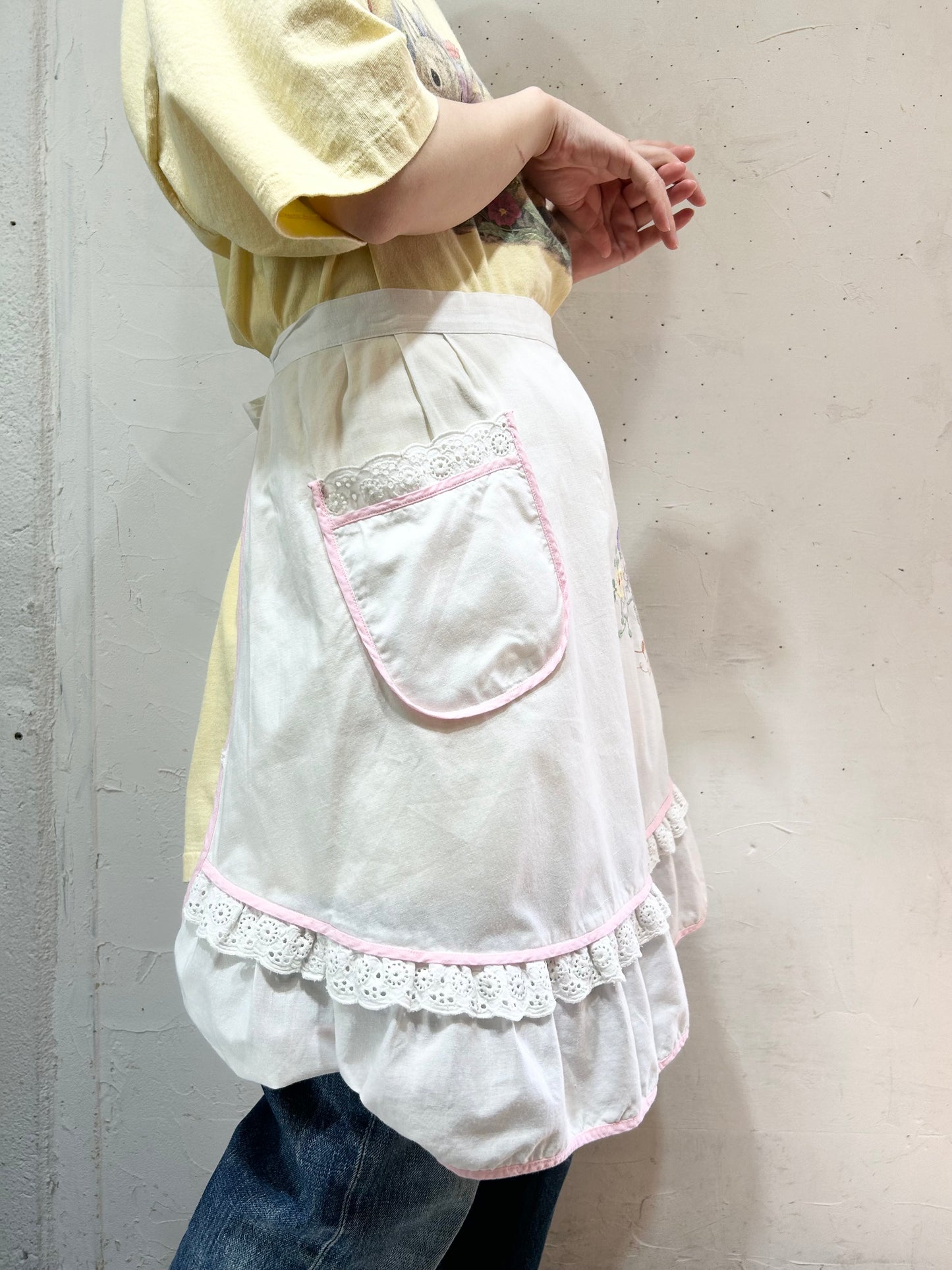 Vintage Stitch Apron [E27042]