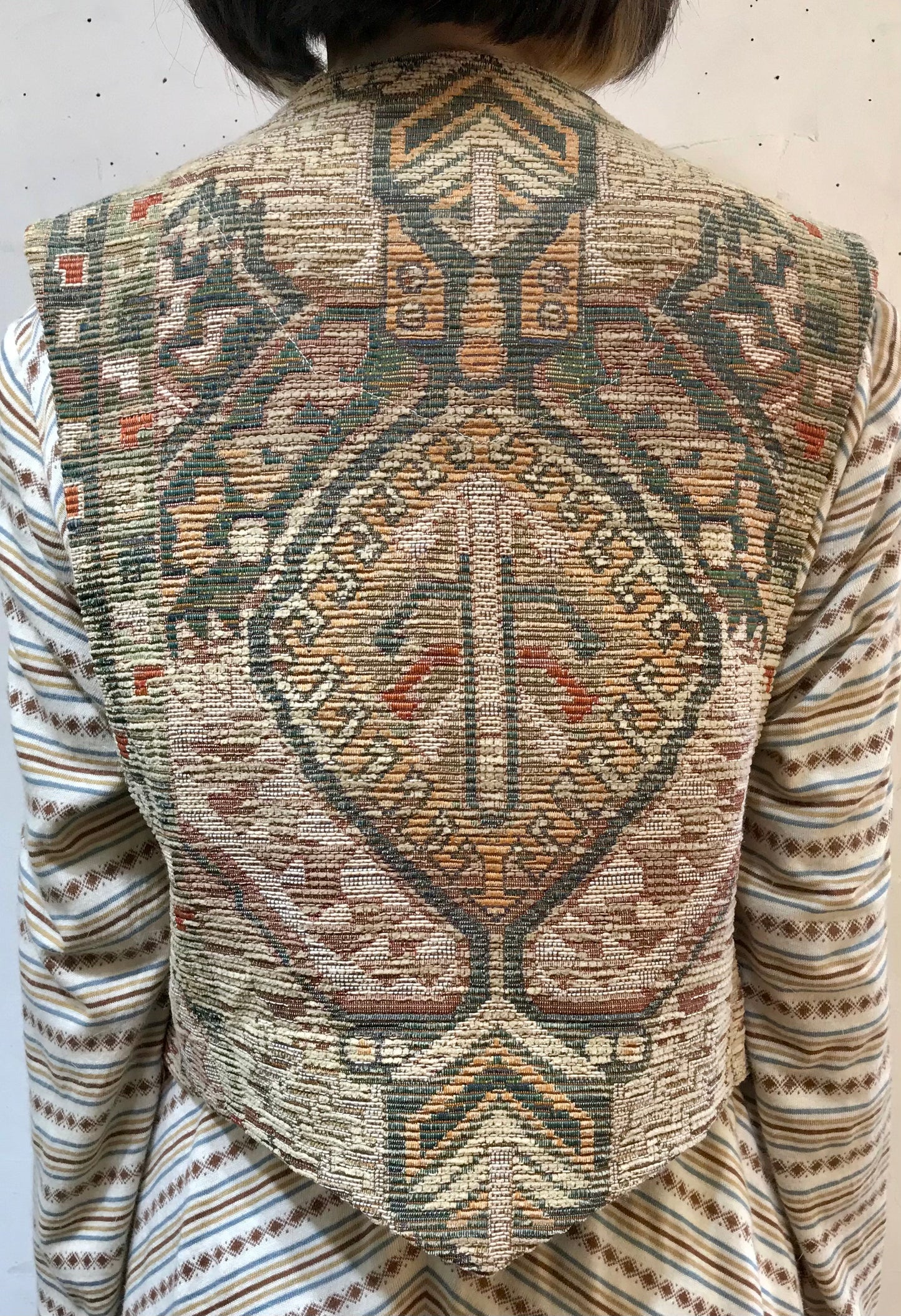 Vintage Rug Vest [K25438]