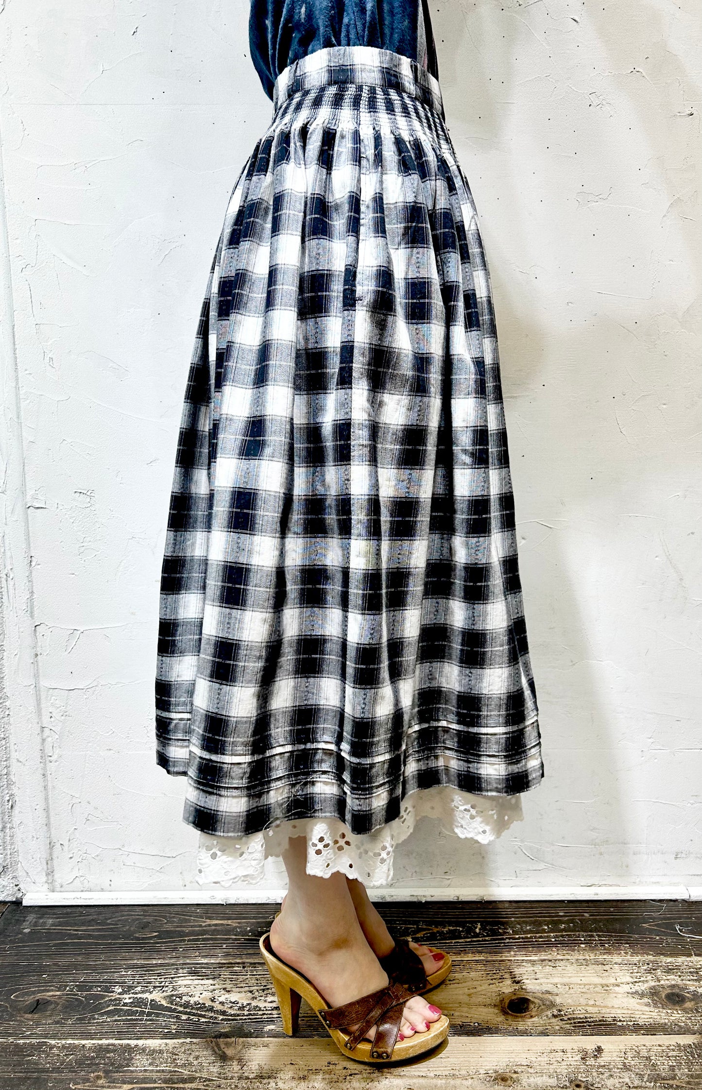 Vintage Tyrol Plaid Skirt [H24719]