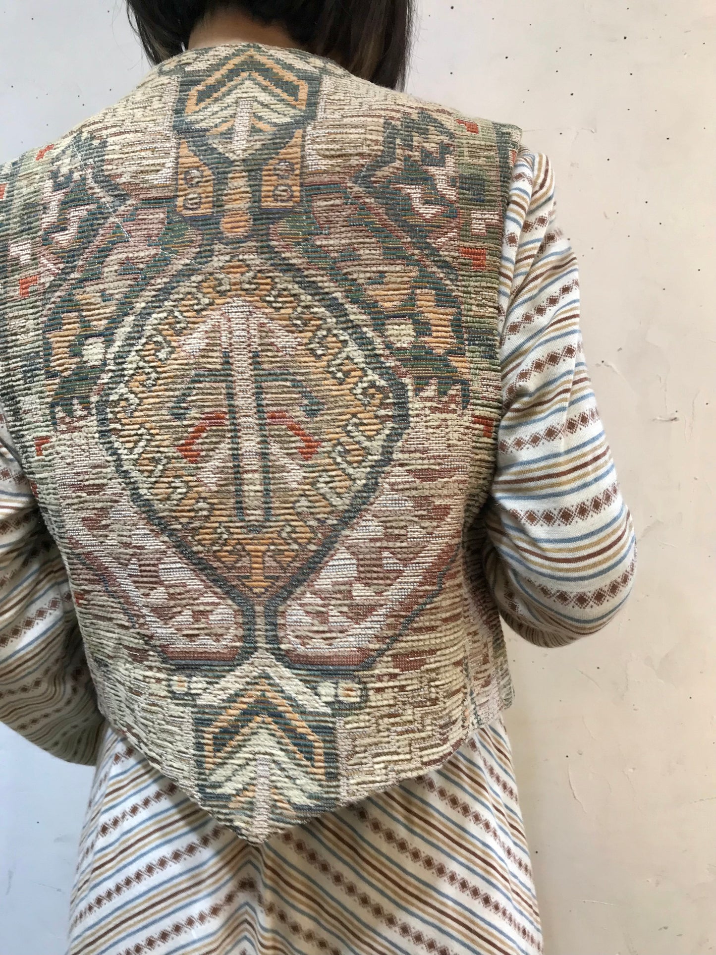 Vintage Rug Vest [K25438]